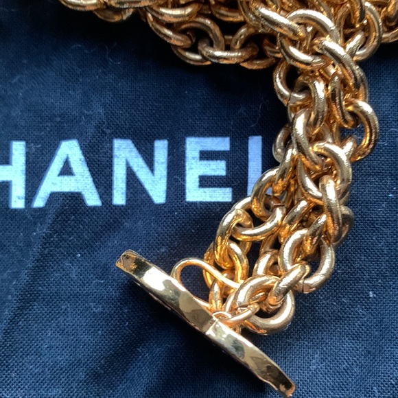 CHANEL 💛 Vintage RARE Gold Tone Chunky CC Logo 5 Chain Link Belt Necklace  🖤 - Picture 6 of 12